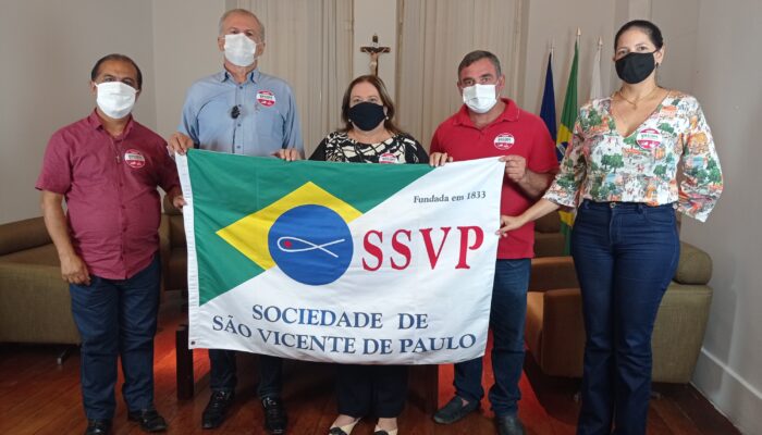 Em Limoeiro, prefeitura e entidades  sociais realizam campanha para ajudar  famílias carentes
