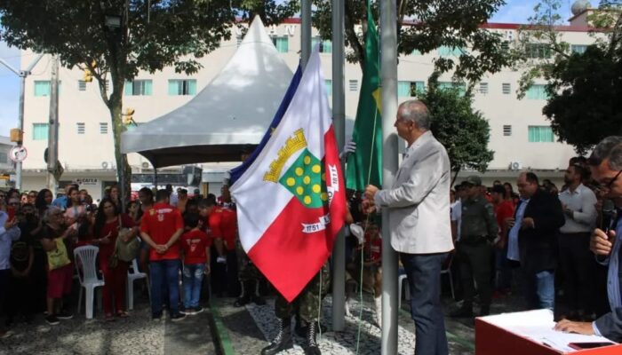 Limoeiro celebra 211 anos de Emancipação Política