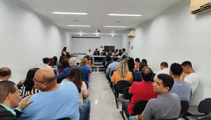 Prefeitura de Limoeiro participa de Audiência Pública do MPPE sobre qualidade na distribuição da água