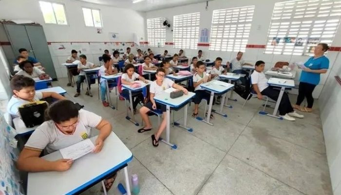 Prefeitura de Limoeiro e NEES/UFAL aplicam testes de diagnóstico de aprendizagem para mais de mil alunos da Rede Municipal de Ensino